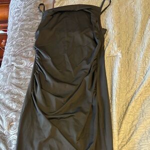 NEW NEVER WORN Long black semi-formal dress